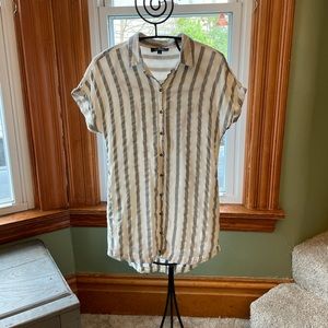 Lulu’s button up shirt dress | size small